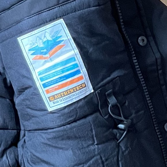 Women's Winter Parka - Picture 9 of 11